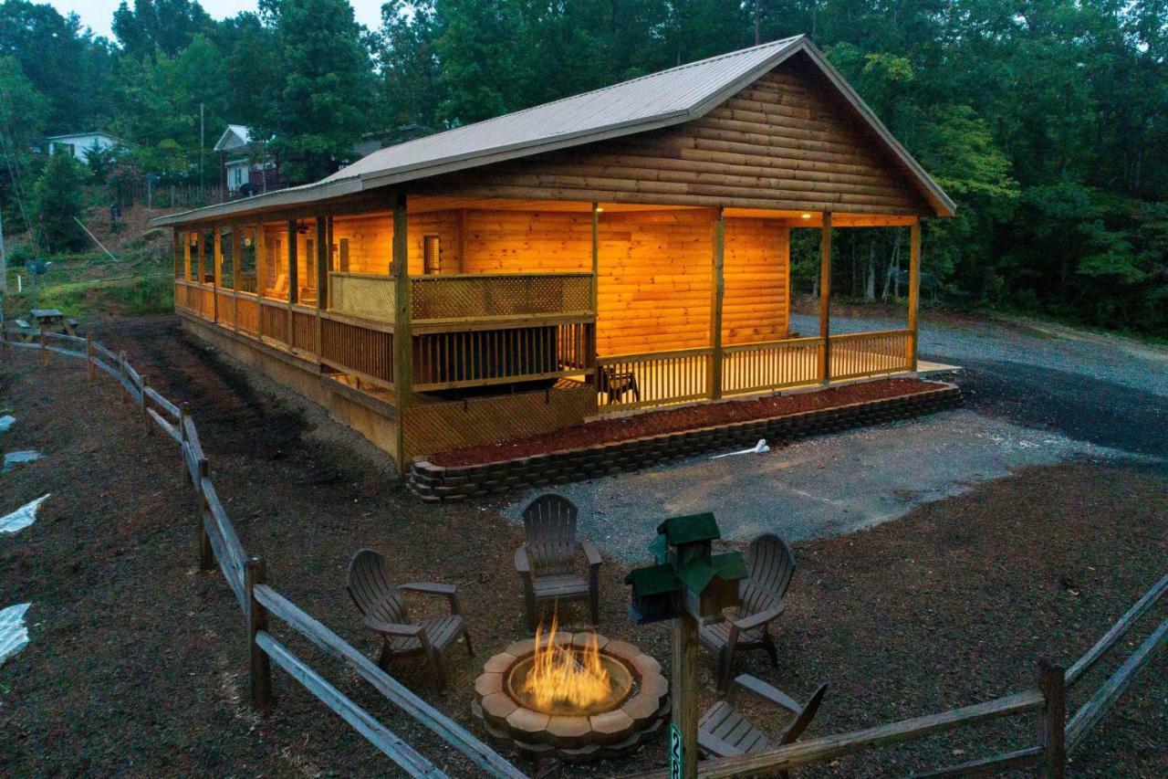4 Bed 3 Bath Vacation Home In Bryson City Exterior photo